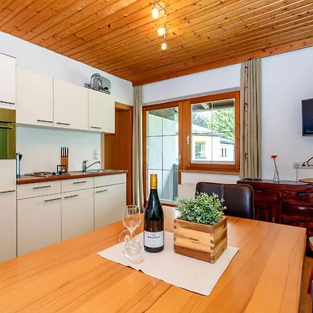 Dreimaederlhaus Apartamento