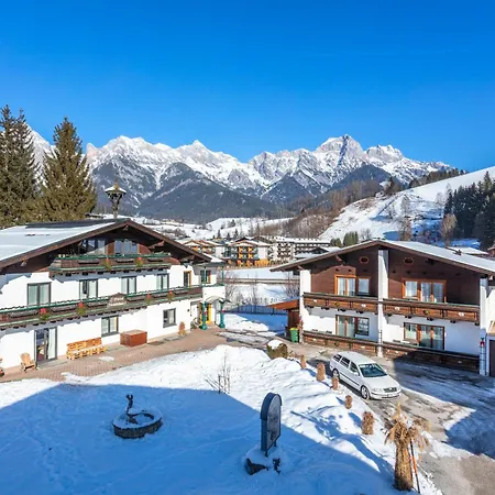 Dreimaederlhaus Maria Alm am Steinernen Meer